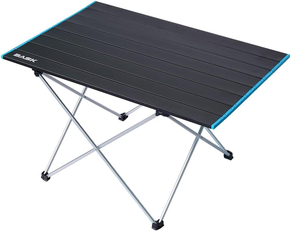 Leve e resistente: mesa pronta onde você estiver.