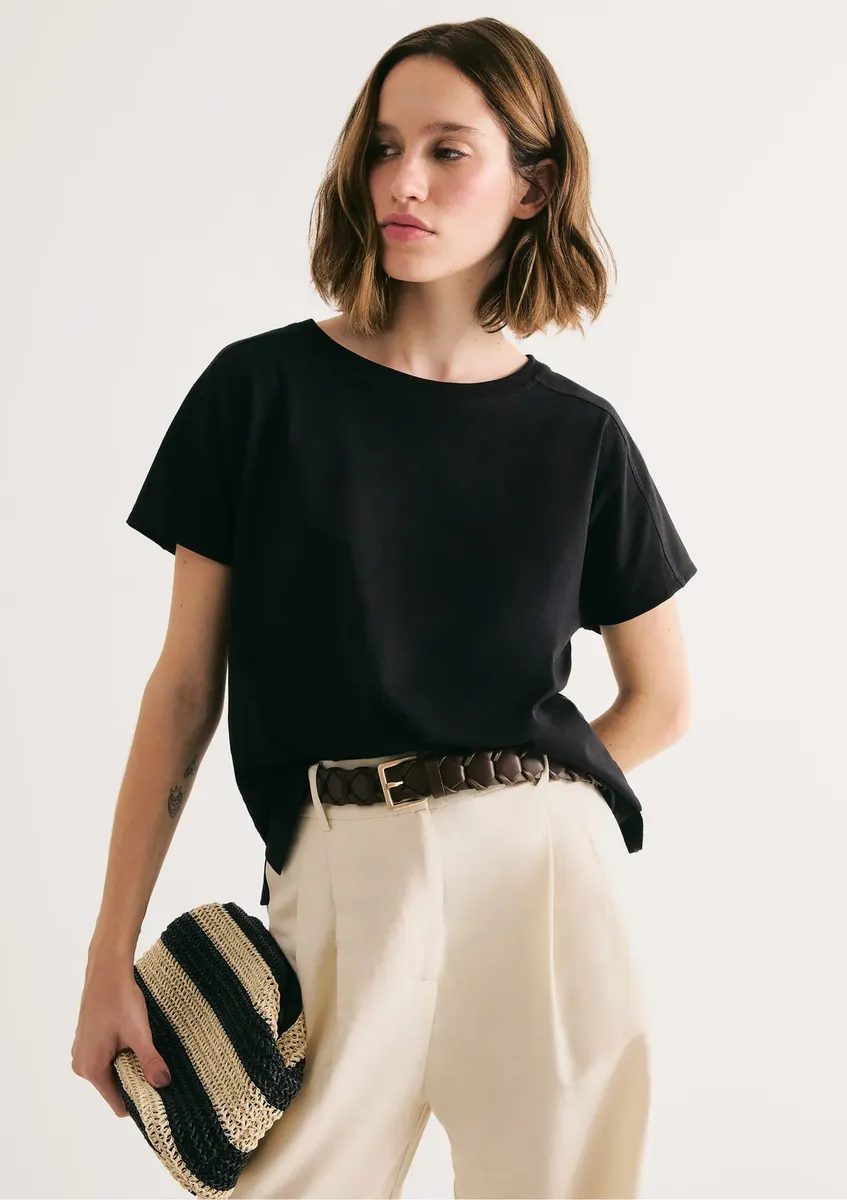 Blusa Feminina Regular Em Viscose Hering (2 cores)