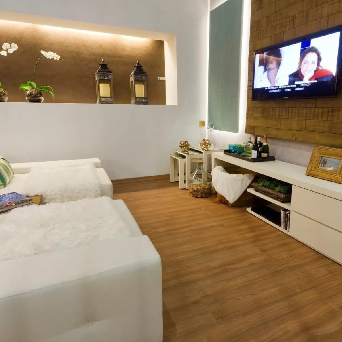 Piso Laminado 2,36m² - Nogueira Málaga Cg